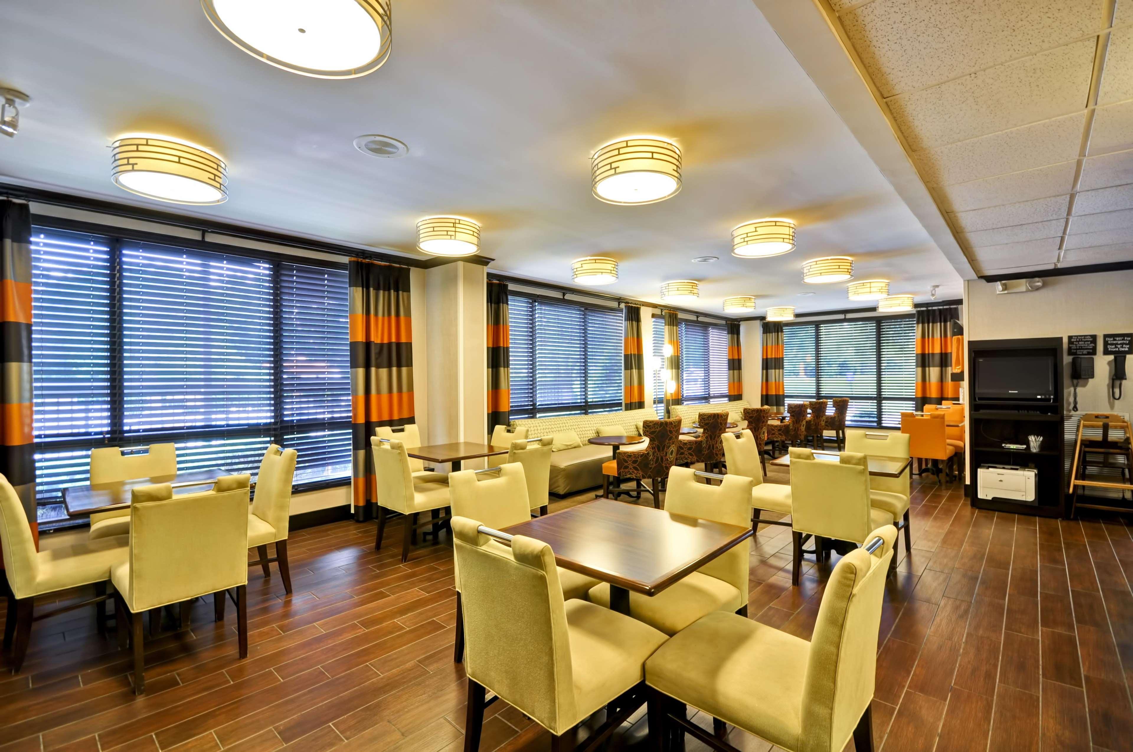 Hampton Inn Όβερλαντ Παρκ Εξωτερικό φωτογραφία