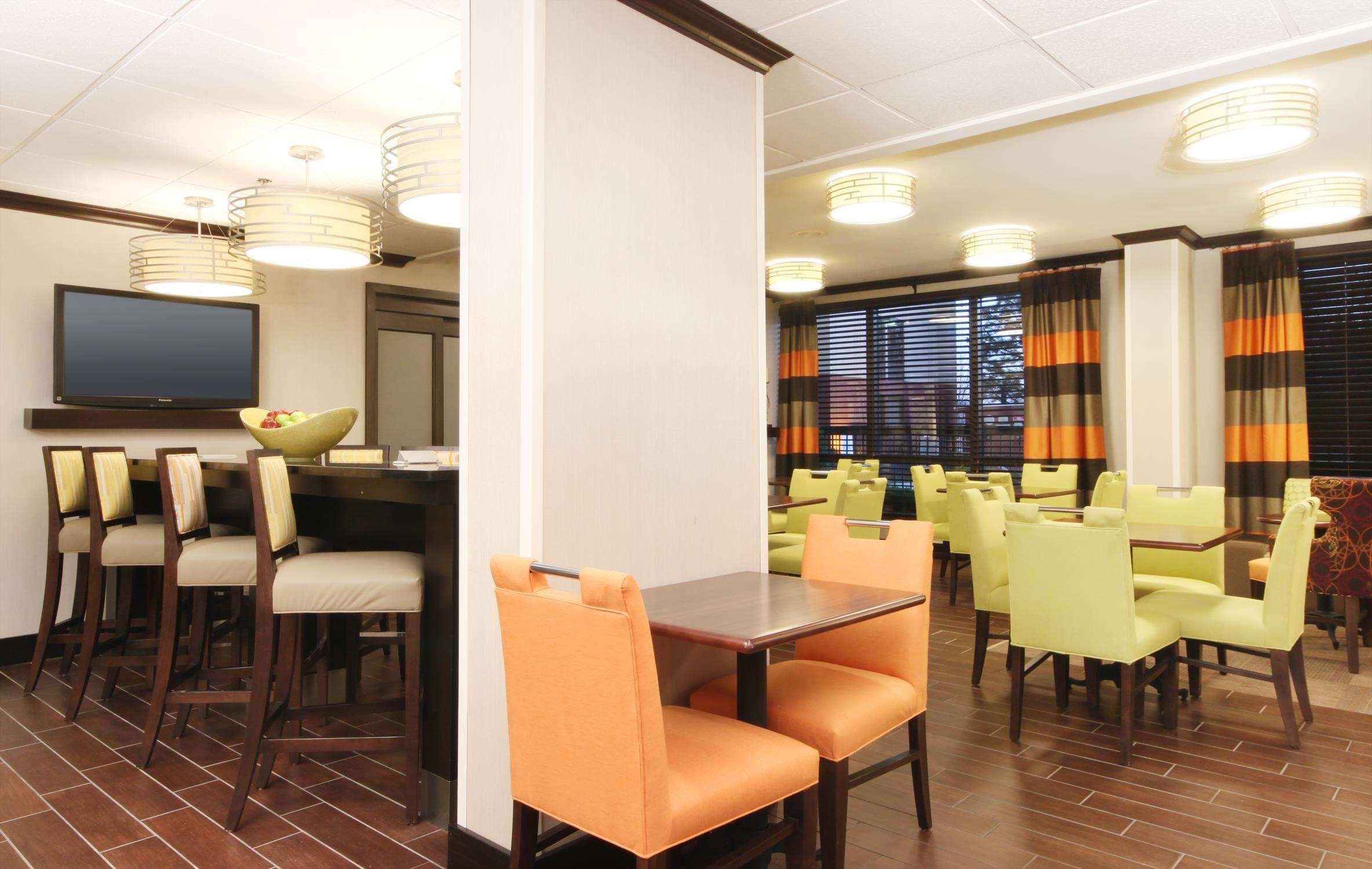 Hampton Inn Όβερλαντ Παρκ Εστιατόριο φωτογραφία