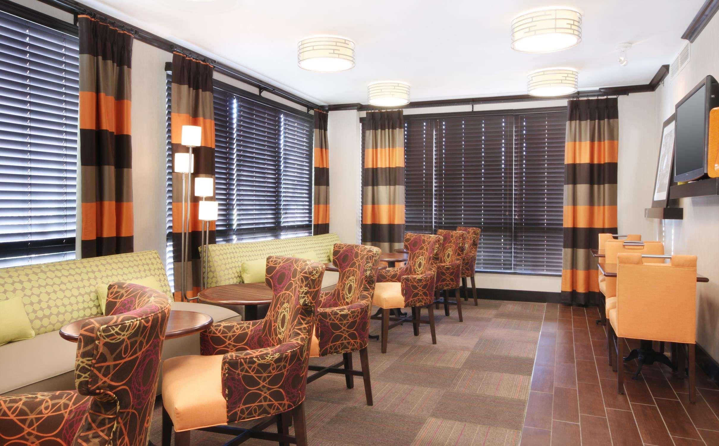 Hampton Inn Όβερλαντ Παρκ Εστιατόριο φωτογραφία